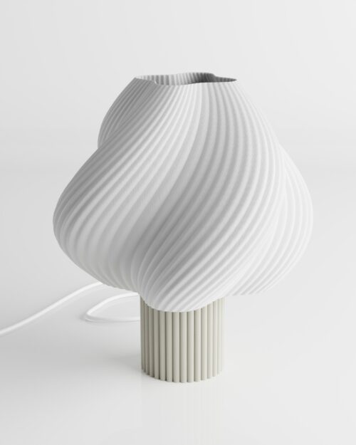 Nowoczesna lampa stołowa SOFTIS w stylu skandynawskim o kształcie chmury designerska. Falująca lampa Softis ivory o kształcie przypominającym puszystą chmurę.